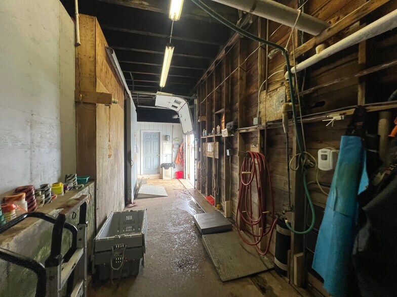 More Photos Of 9 Water St, Kittery General Retail For Lease