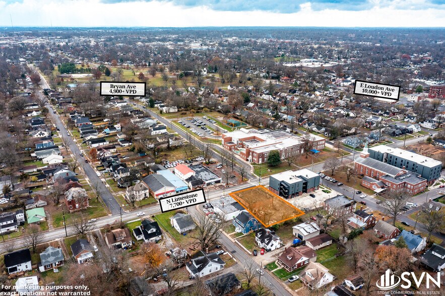 More Photos Of 1039 N Limestone, Lexington General Retail For Lease