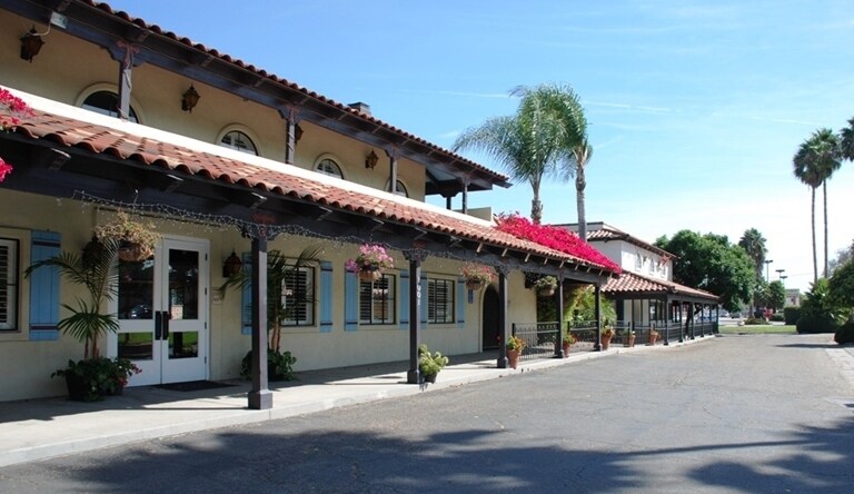 More Photos Of 1001 E Channel Islands Blvd, Oxnard Hotel For Sale