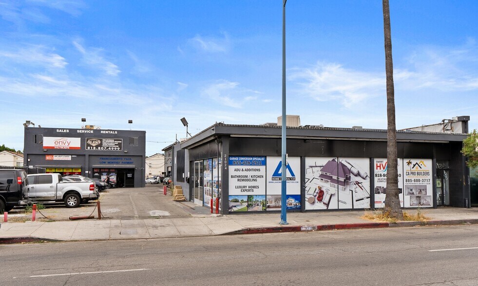 More Photos Of , Canoga Park General Retail For Sale