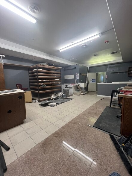 More Photos Of 600A Washington Ave, Philadelphia Unknown For Lease