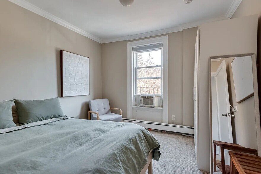 More Photos Of 39 Clifton Pl, Brooklyn Storefront Retail Residential For Sale