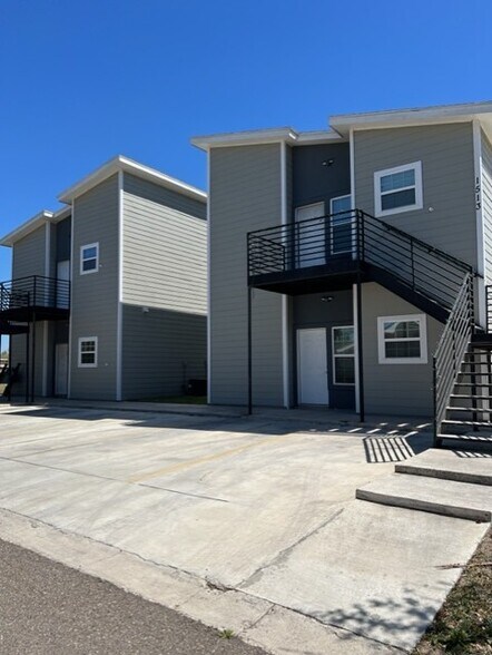 More Photos Of 1513 Quitaca Dr, Edinburg Apartments For Sale