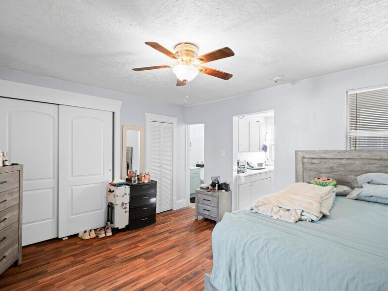 More Photos Of 127 W Mead Ave, Salt Lake City Apartments For Sale