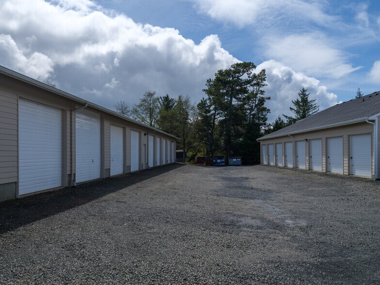 More Photos Of 3003 Highway 101 N, Gearhart Self Storage For Sale