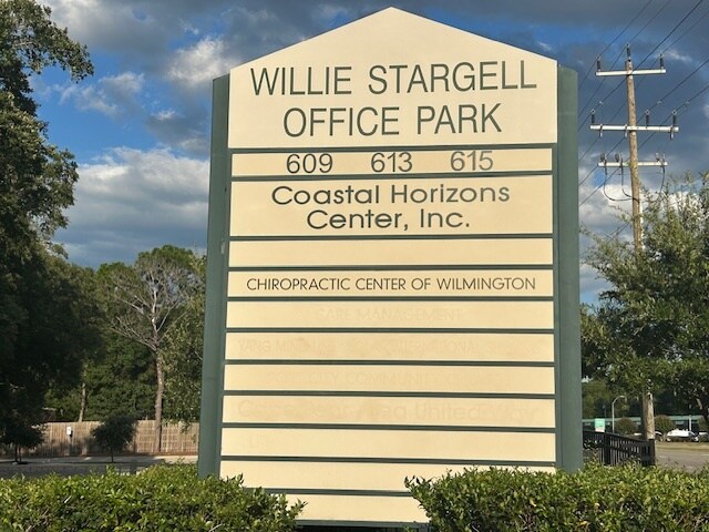 More Photos Of 609 Shipyard Blvd, Wilmington Office For Sale