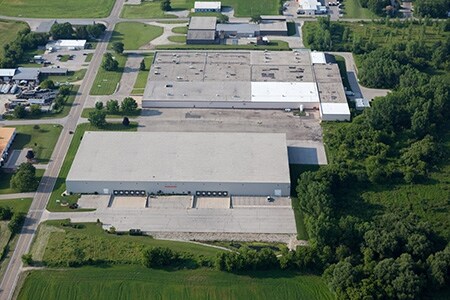 More Photos Of 1007 S 12th St, Watertown Warehouse For Lease