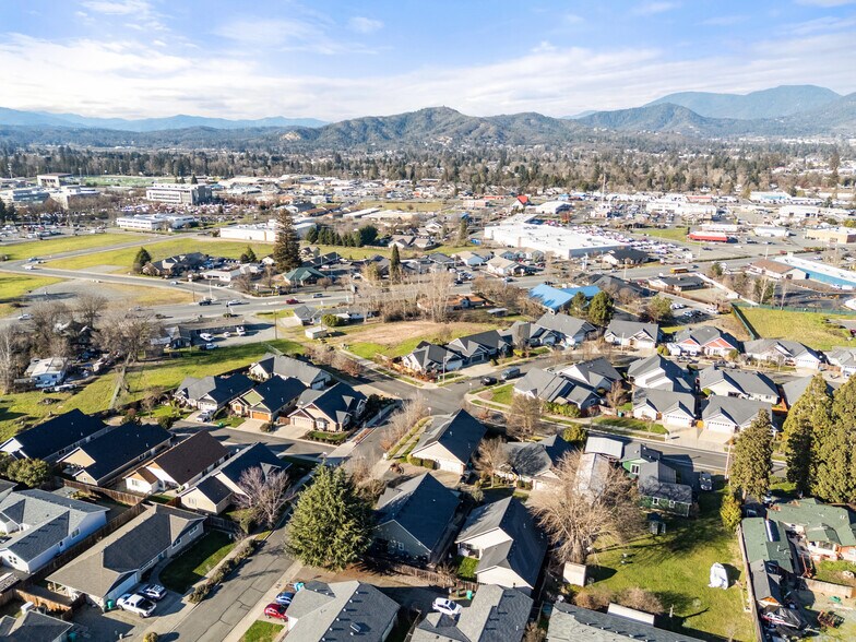 More Photos Of 1731 Williams Hwy, Grants Pass Land For Sale