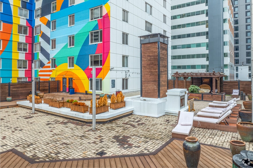 More Photos Of 710 Peachtree St NE, Atlanta Apartments For Lease