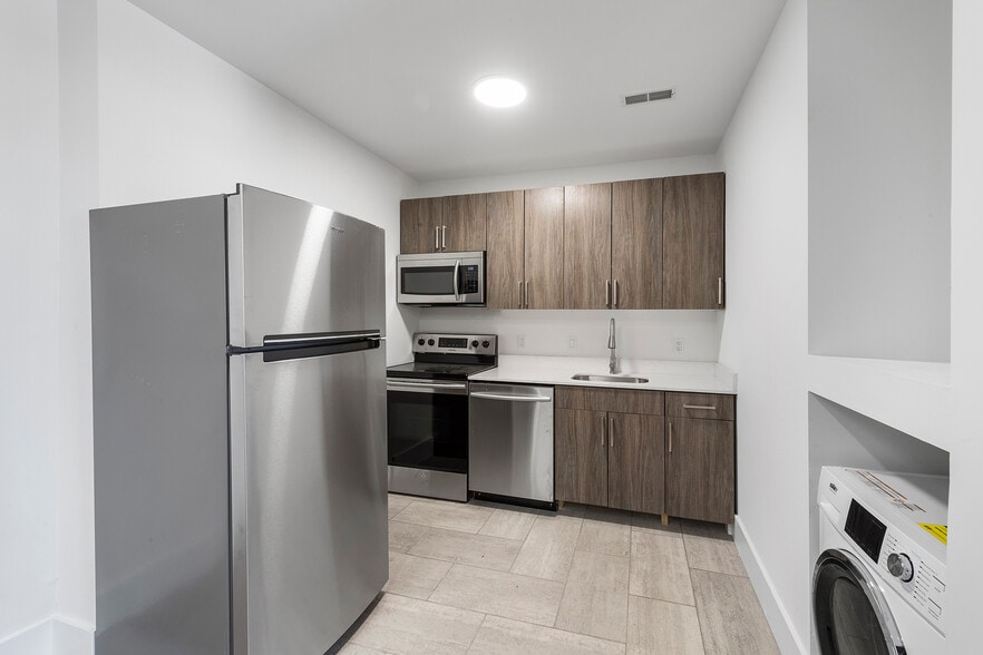 More Photos Of 1935 Spruce St, Philadelphia Apartments For Sale