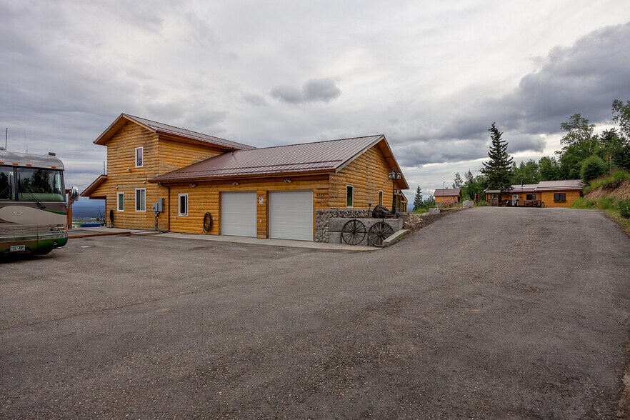 More Photos Of 6831 Orchid Dr, Salcha Specialty For Sale