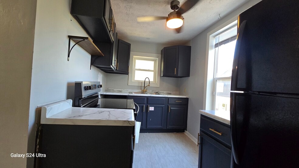 More Photos Of 1412-1418 Armstrong Ave, Knoxville Apartments For Sale