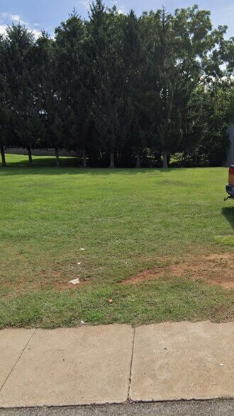 Primary Photo Of 4528 Williamson Rd NW, Roanoke Land For Sale