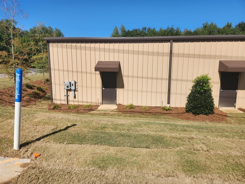 More Photos Of 3001 McCrary Ct, Evans Flex For Lease