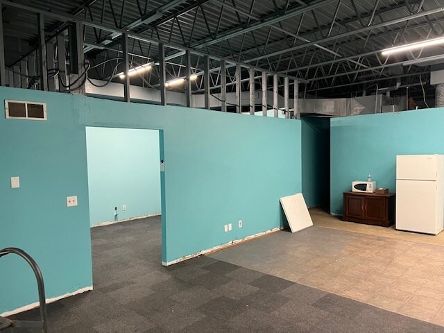 More Photos Of 211-219 S Walter Ave, Appleton Unknown For Lease