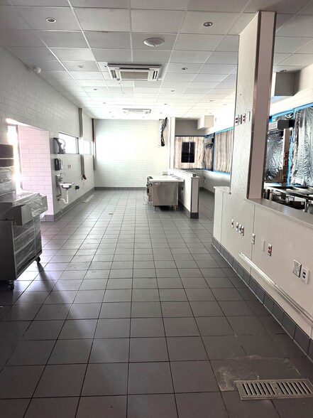 More Photos Of 5341 McPherson Blvd, Fort Worth Freestanding For Lease