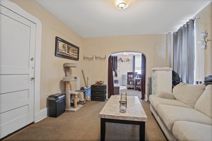 More Photos Of 6046 Putnam Ave, Ridgewood Apartments For Sale