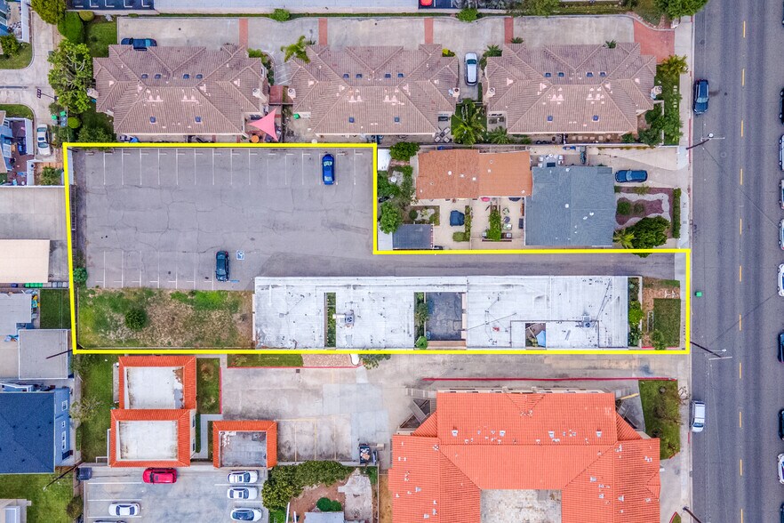 More Photos Of 181 E 18th St, Costa Mesa Medical For Lease