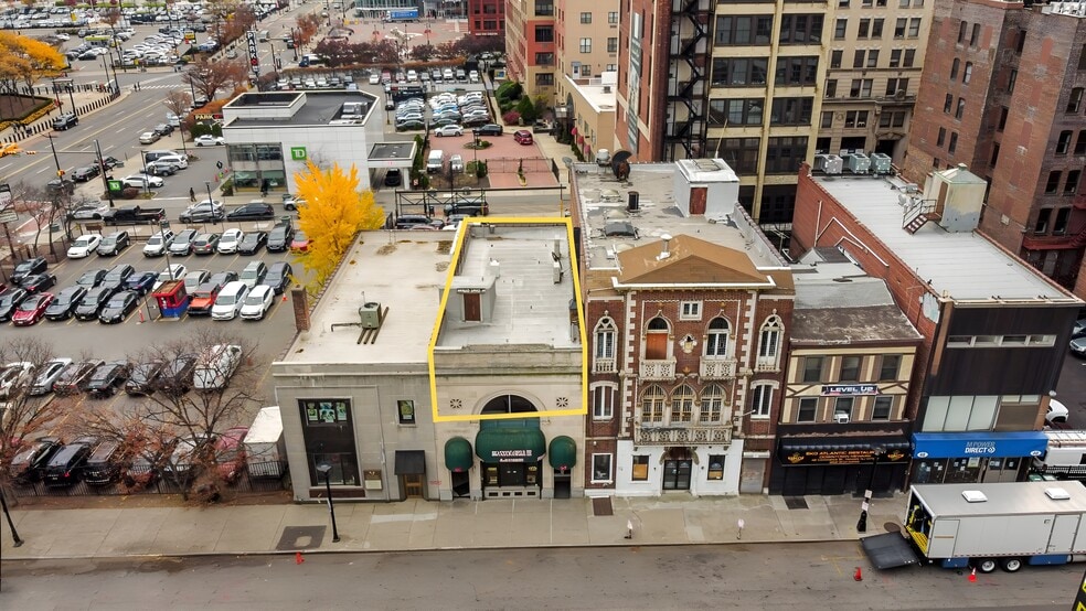 More Photos Of 48 Commerce St, Newark Office For Lease