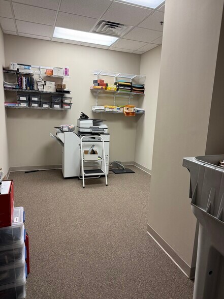 More Photos Of 639 Executive Pl, Fayetteville Medical For Lease