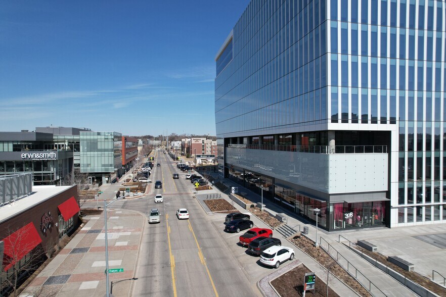 More Photos Of 1917 S 67th St, Omaha Unknown For Lease