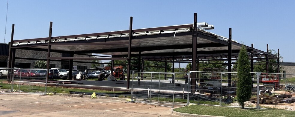 More Photos Of 240 W Wilshire Blvd, Oklahoma City Office For Lease
