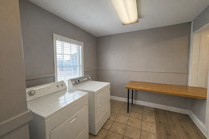 More Photos Of 373 N Cumberland St, Jackson Contractor Storage Yard For Sale