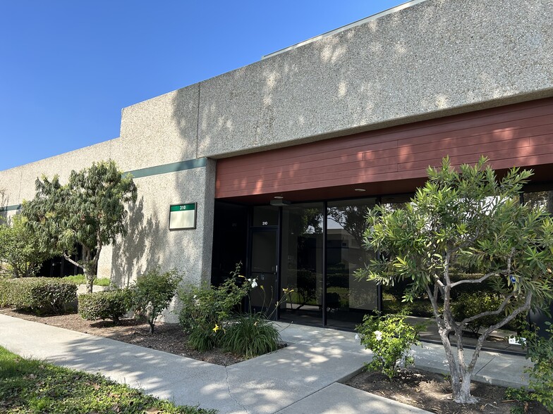 Primary Photo Of 3201 Corte Malpaso, Camarillo Warehouse For Lease