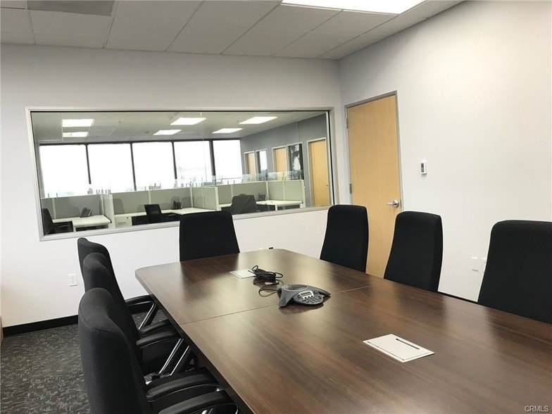 More Photos Of 150 S Los Robles Ave, Pasadena Office For Lease