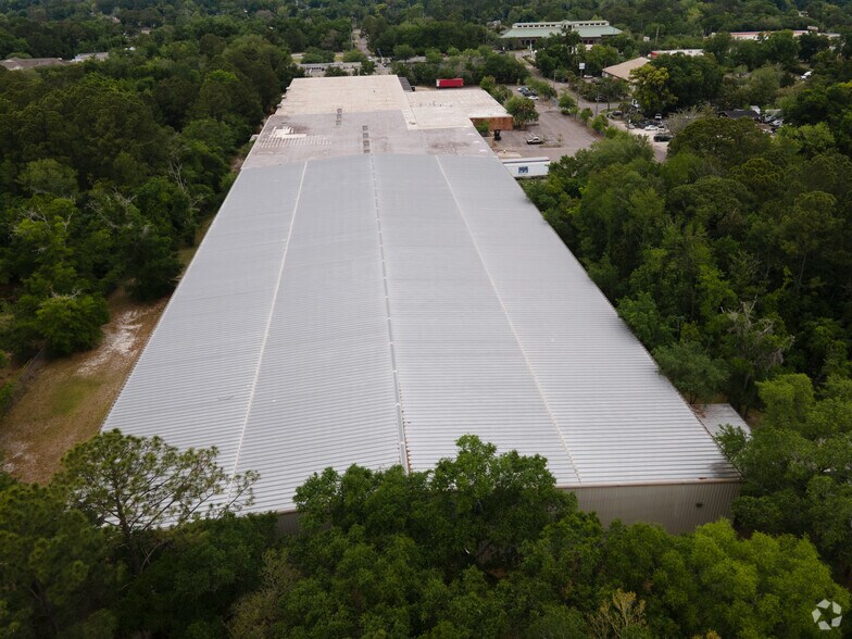 More Photos Of 7660 Gainesville Ave, Jacksonville Warehouse For Lease