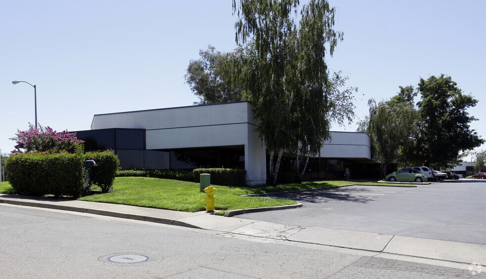 Primary Photo Of 1200 Melody Ln, Roseville Coworking Space