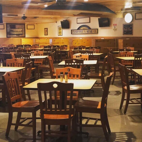 More Photos Of 161 Pine Dr, Greenville Restaurant For Sale