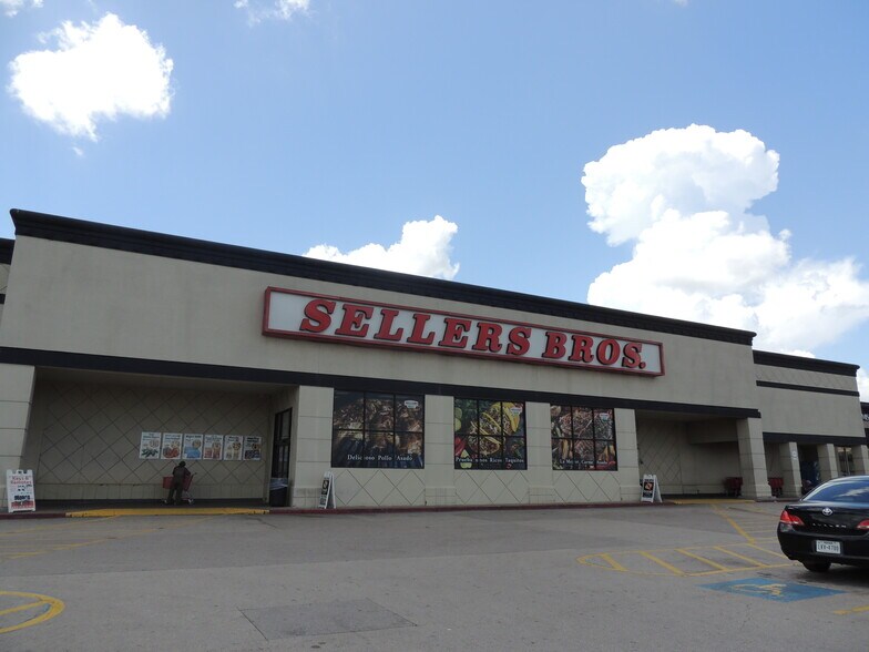 More Photos Of 3331-3341 Telephone Rd, Houston Unknown For Lease