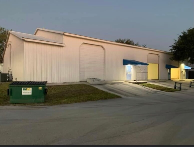 More Photos Of 3359 SW 42nd Ave, Palm City Warehouse For Sale