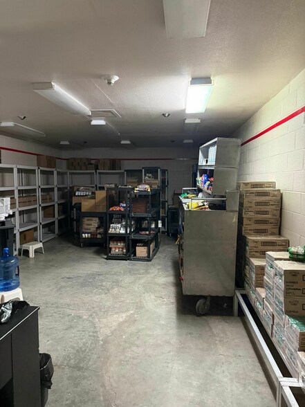 More Photos Of 406 N Avenue D, San Luis Correctional Facility For Sale