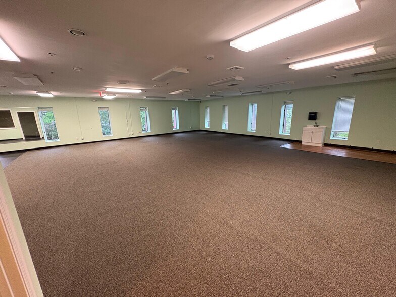 More Photos Of 490 Route 304, New City Office For Lease