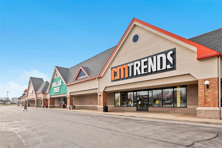 More Photos Of 2001-2023 N Prospect Ave, Champaign Unknown For Lease