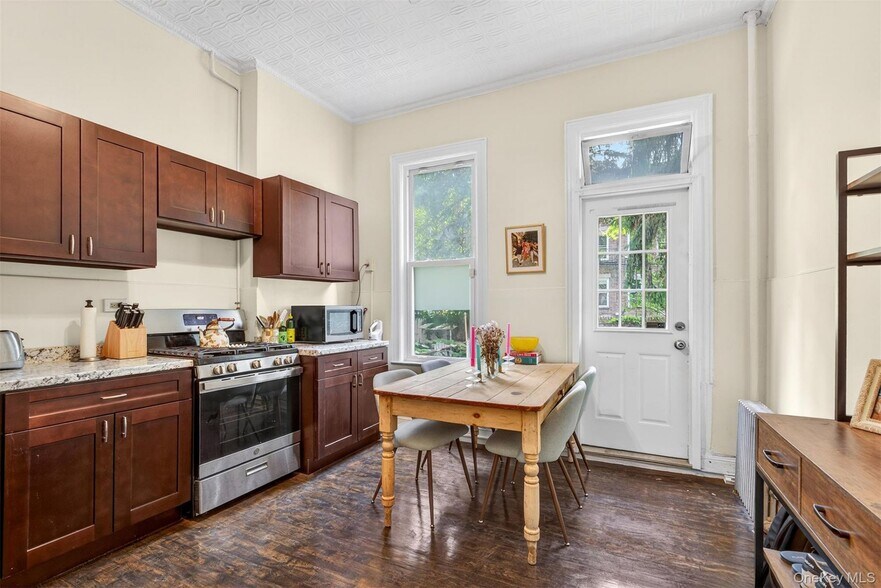 More Photos Of 34 Sutton St, Brooklyn Apartments For Sale