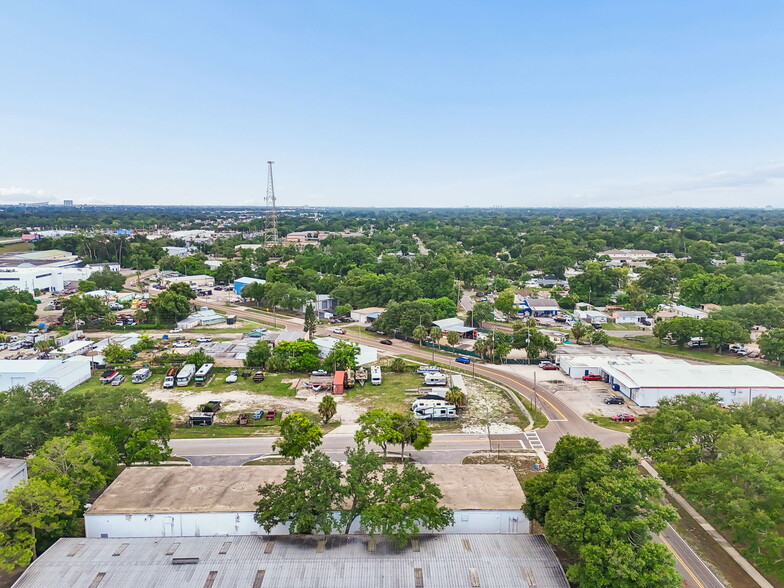 More Photos Of 3667-3691 46th Ave N, Saint Petersburg Warehouse For Sale