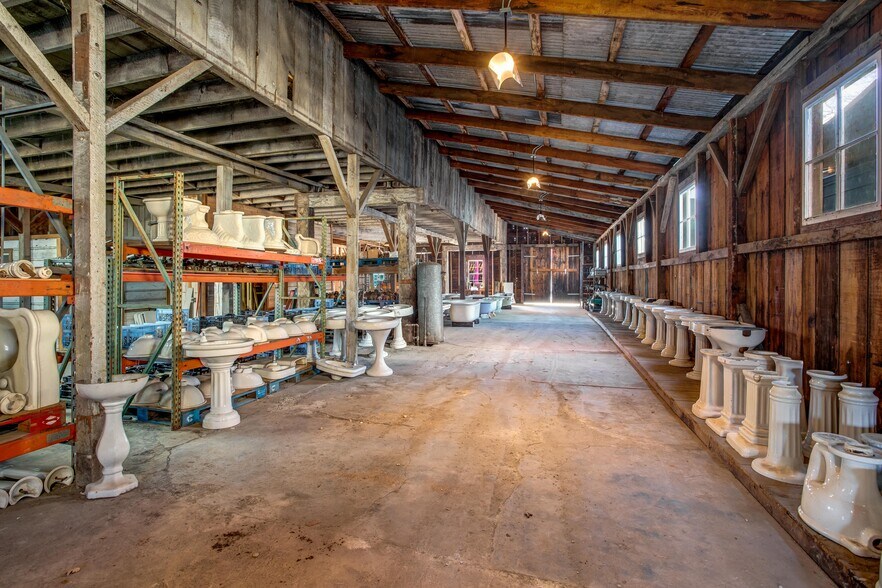 More Photos Of 9510 Main St, Upper Lake Freestanding For Sale