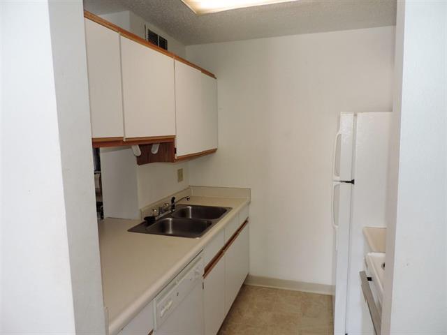 More Photos Of 645 S Lucas St, Iowa City Apartments For Sale