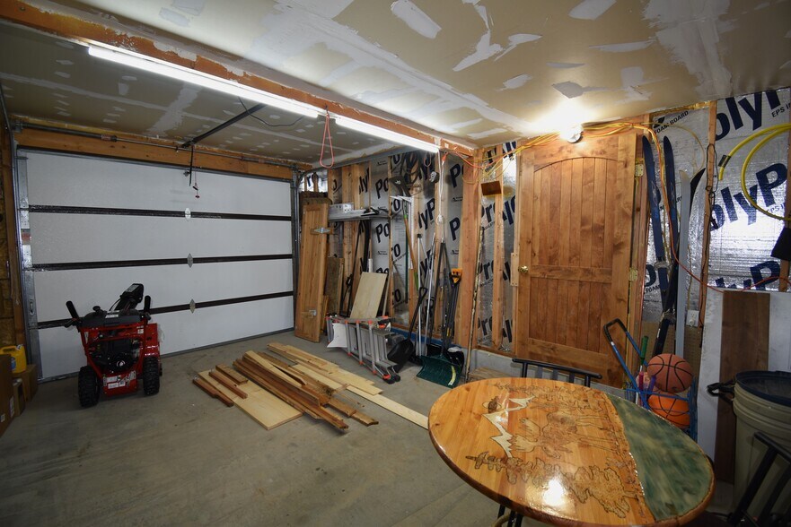 More Photos Of 3555 Yale Kilgore Rd, Island Park Multifamily For Sale