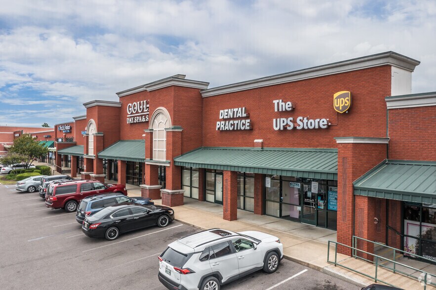 More Photos Of 1134-1140 N Germantown Pky, Cordova General Retail For Lease