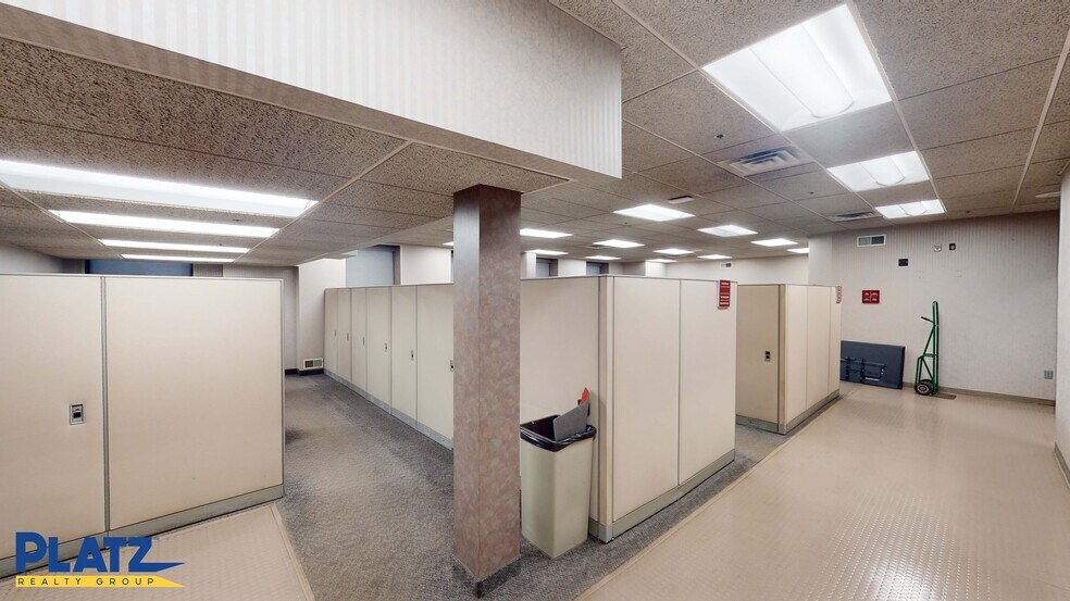 More Photos Of 1900 Hubbard Rd, Youngstown Industrial For Lease