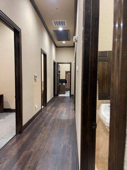 More Photos Of 5899 Preston Rd, Frisco Medical For Lease