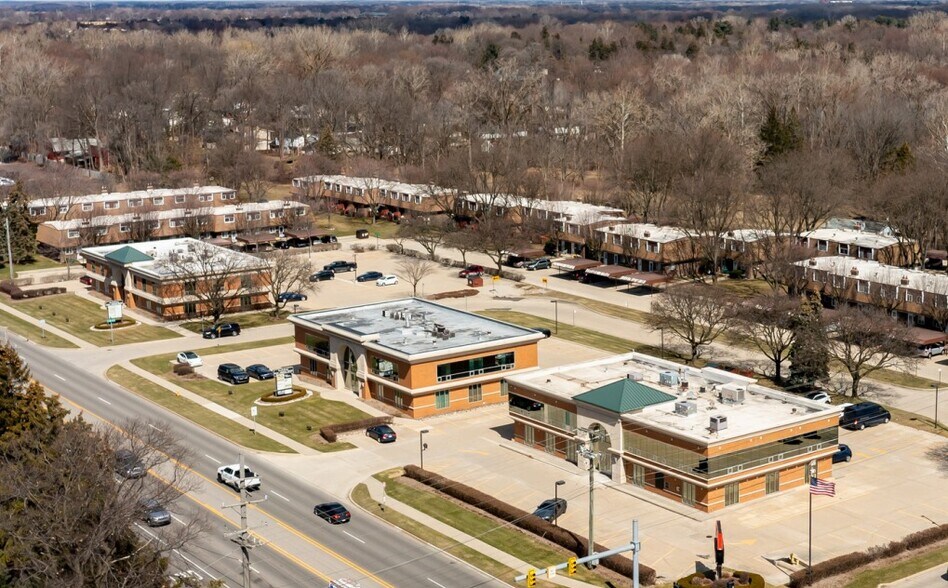 Primary Photo Of 37020 Garfield Rd, Clinton Township Unknown For Lease