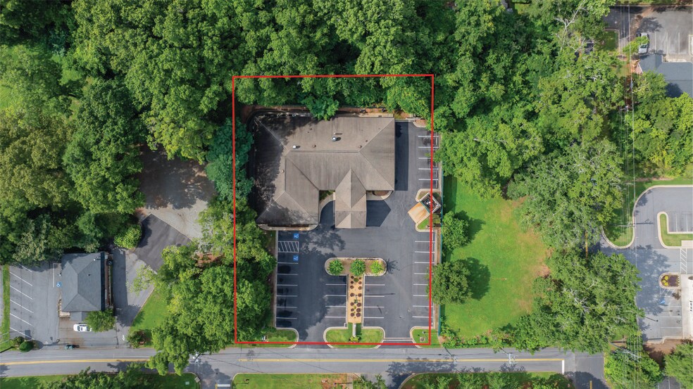More Photos Of 220 Rock St, Griffin Medical For Sale