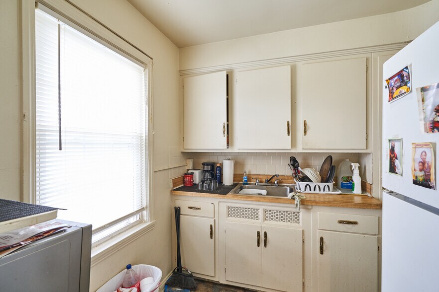 More Photos Of 1581-1589 Coventry Rd, Cleveland Multifamily For Sale