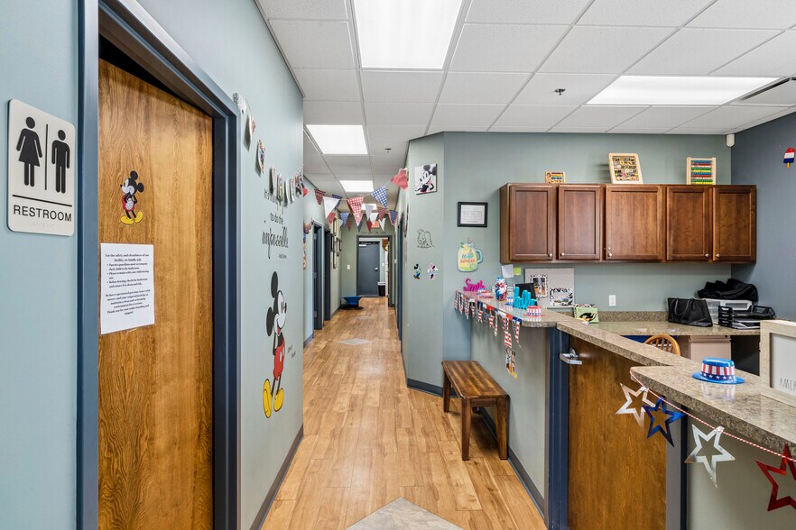 More Photos Of 26208 Lee Hwy, Abingdon Medical For Lease