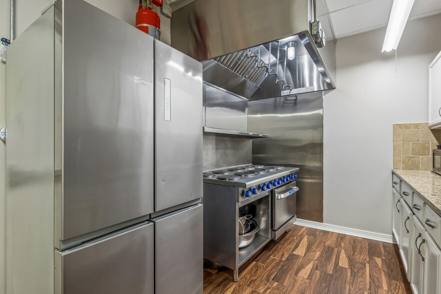 More Photos Of 4500 Nolensville Pike, Nashville Religious Facility For Sale